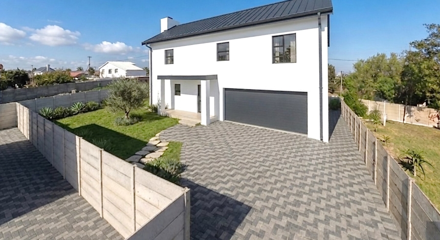 3 Bedroom Property for Sale in Velddrif Western Cape